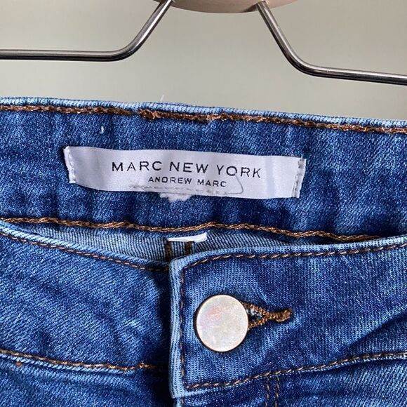 NEW Andrew Marc | Marc New York Skinny Jeans Size 2 - Picture 3 of 5